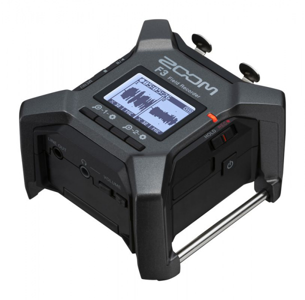Zoom F3 01